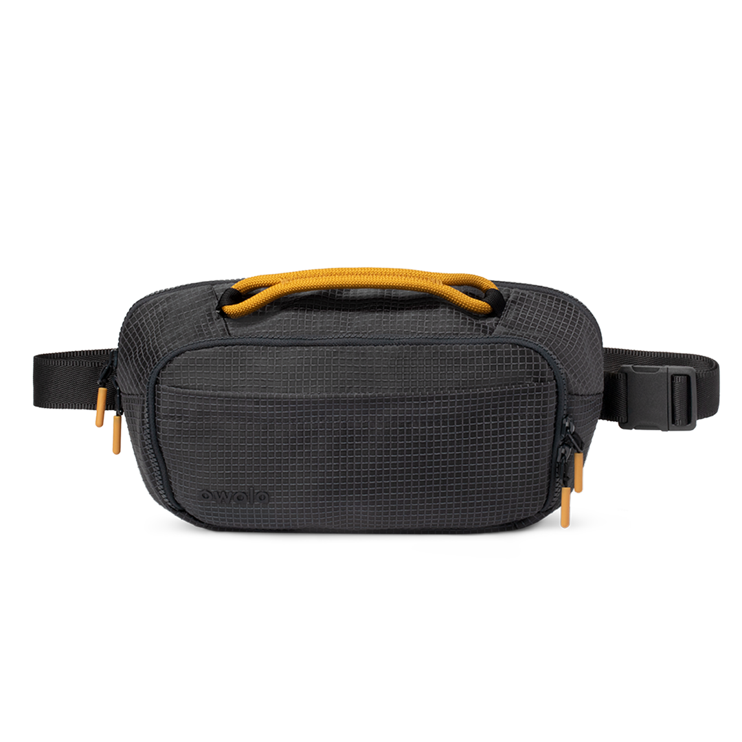 The All-Day Crossbody Water Bottle UVIA3LNPO